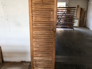 Scuri esterni in legno manutenzione di Artigiana Arredamenti a Verona 2